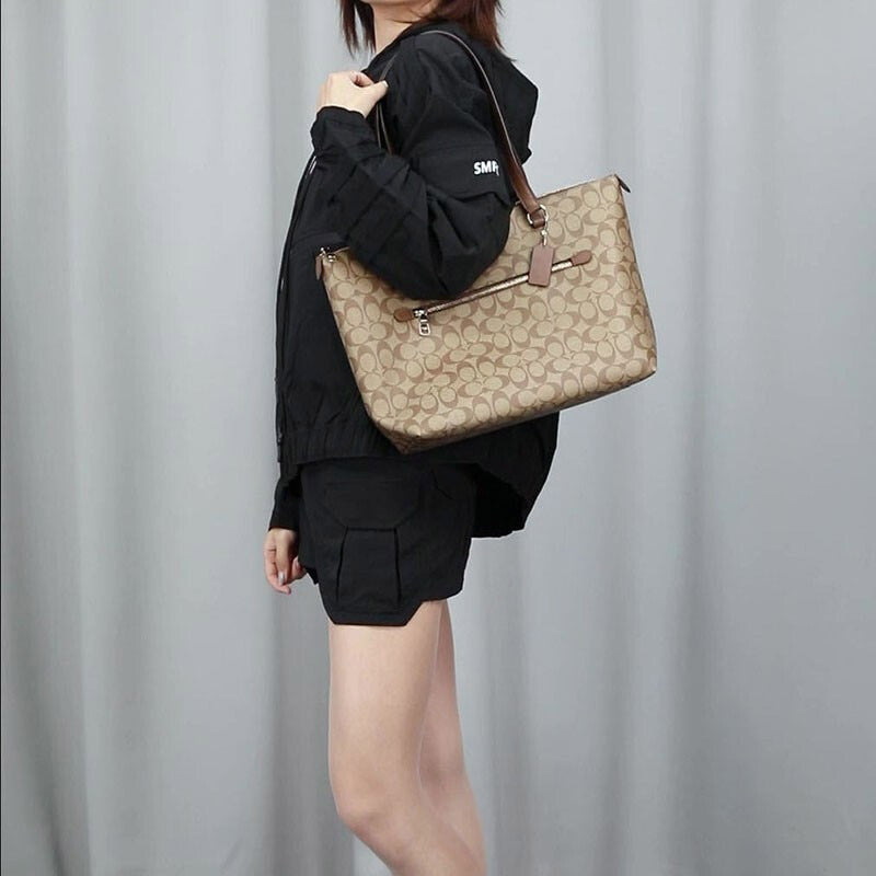 COACH★GALLERY TOTE IN SIGNATURE CANVAS F79609