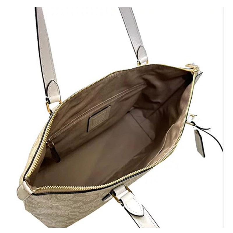 COACH★GALLERY TOTE IN SIGNATURE CANVAS CH504