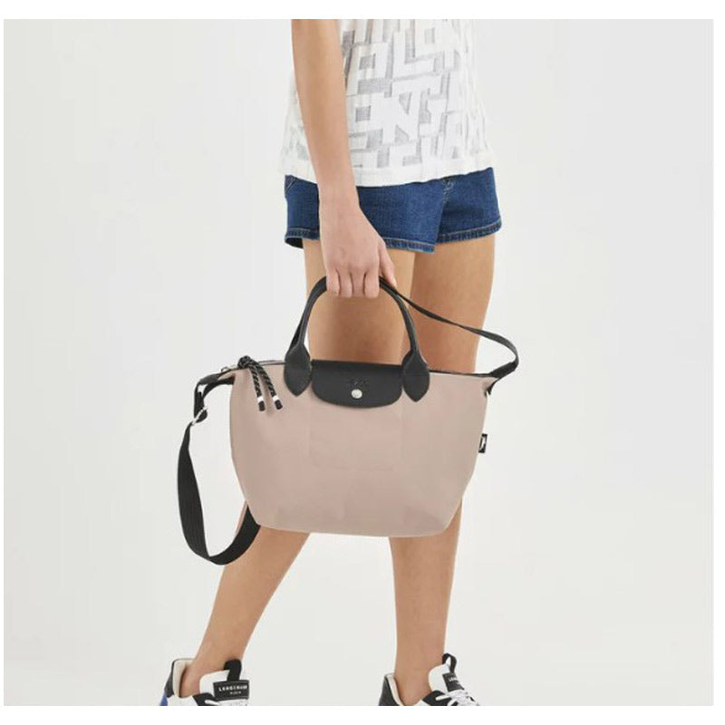 LONGCHAMP  LE PLIAGE ENERGY ルプリアージュエナジー ショルダーバッグ 【1512 HSR 542 Nude】